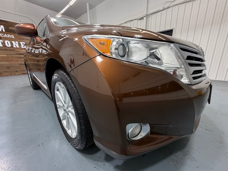 2011 Toyota Venza AWD 4cyl / Leather /Backup Cam /Panoramic Sunroof /Heated Leather Seats /All Wheel Drive - Photo 51 - Gladstone, OR 97027