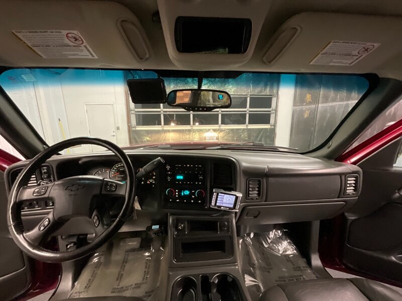 2007 Chevrolet Silverado 2500 LT Crew Cab 4X4 / 6.6L DURAMAX DIESEL / LBZ MOTOR  LOCAL TRUCK/ RUST FREE / BRAND NEW TIRES / ONLY 100,000 MILES - Photo 36 - Gladstone, OR 97027