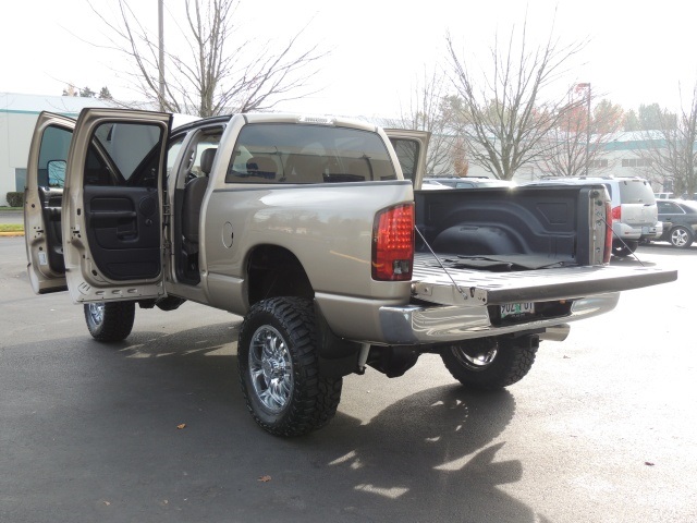 2004 Dodge Ram 2500 SLT 4X4 / 5.9L CUMMINS / 6-SPEED MANUAL / LIFTED !   - Photo 11 - Portland, OR 97217