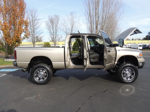 2004 Dodge Ram 2500 SLT 4X4 / 5.9L CUMMINS / 6-SPEED MANUAL / LIFTED !   - Photo 14 - Portland, OR 97217