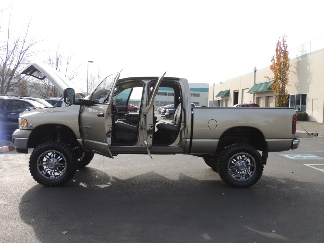 2004 Dodge Ram 2500 SLT 4X4 / 5.9L CUMMINS / 6-SPEED MANUAL / LIFTED !   - Photo 10 - Portland, OR 97217