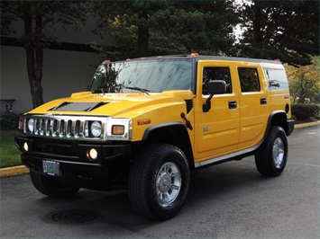 2004 Hummer H2 4X4 / 3rd Seat / Rear DVD / Moon Roof / New Tires SUV