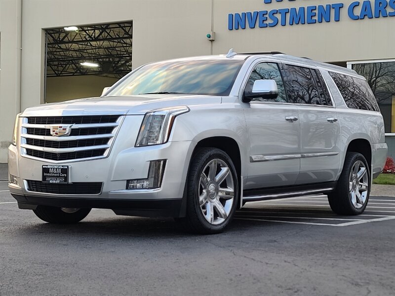 2016 Cadillac Escalade ESV Luxury Collection  / HEADS-UP DISPLAY / RADAR CRUISE / BLIND SPOT / LANE KEEP ASSIST / CAPTAIN SEATS / COOLED LEATHER / TOP SHAPE !! - Photo 1 - Portland, OR 97217