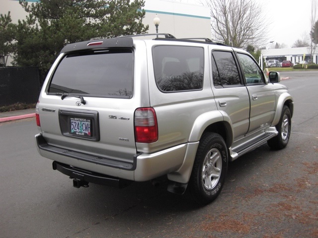 2000 Toyota 4Runner SPORT Edition / 4WD / Hood Scoop / LOW Miles   - Photo 6 - Portland, OR 97217