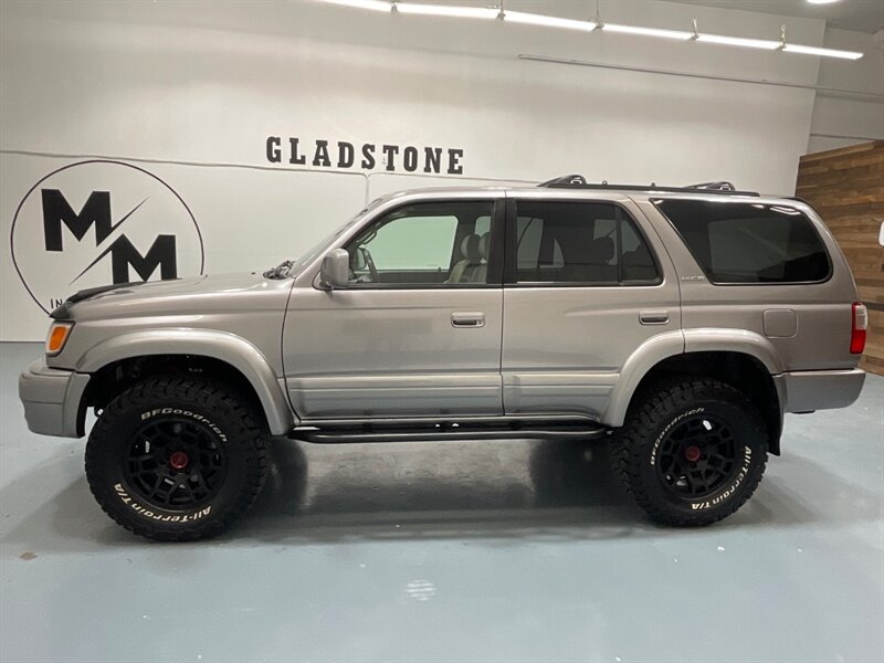 2002 Toyota 4Runner Limited 4X4 / LIFTED TRD WHEELS BF Goodrich Tires / ZERO RUST / Rear diff Locks / Timing Belt Service done - Photo 3 - Gladstone, OR 97027