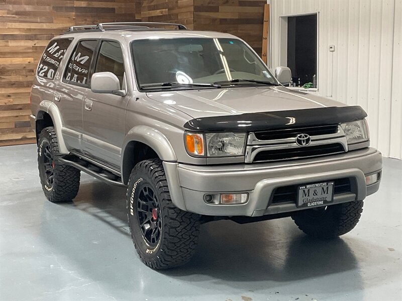 2002 Toyota 4Runner Limited 4X4 / LIFTED TRD WHEELS BF Goodrich Tires / ZERO RUST / Rear diff Locks / Timing Belt Service done - Photo 2 - Gladstone, OR 97027
