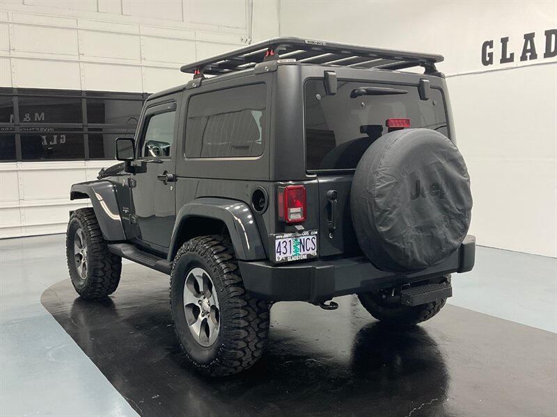 2017 Jeep Wrangler Sahara 2Dr 4X4 / 3.6L V6 / NEW LIFT & TIRES  / HARD TOP / 47K MILES - Photo 8 - Gladstone, OR 97027