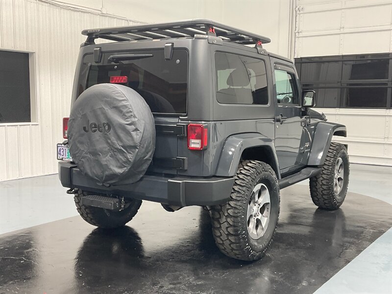 2017 Jeep Wrangler Sahara 2Dr 4X4 / 3.6L V6 / NEW LIFT & TIRES  / HARD TOP / 47K MILES - Photo 7 - Gladstone, OR 97027