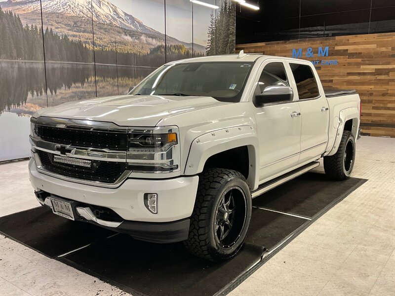 2017 Chevrolet Silverado 1500 High Country Crew Cab 4X4 / 5.3L V8 / LIFTED  / BRAND NEW  TIRES / Leather w. heated & ventilated Seats / Sunroof / LOCAL OREGON TRUCK / RUST FREE - Photo 1 - Gladstone, OR 97027