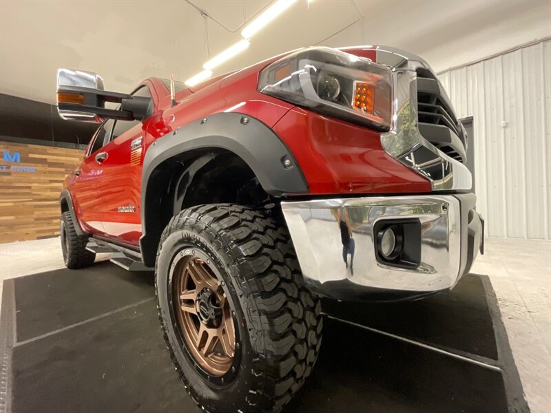 2014 Toyota Tundra SR5 CrewMax 4X4 / 5.7L V8 / LIFTED / 69K MILES  / BRAND NEW 35 " MUD TIRES / Backup Camera / Rough Country Running board / Spray in bed liner / SHARP!! - Photo 10 - Gladstone, OR 97027