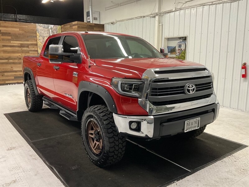 2014 Toyota Tundra SR5 CrewMax 4X4 / 5.7L V8 / LIFTED / 69K MILES  / BRAND NEW 35 " MUD TIRES / Backup Camera / Rough Country Running board / Spray in bed liner / SHARP!! - Photo 2 - Gladstone, OR 97027