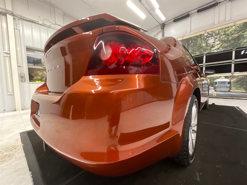 2012 Dodge Avenger SXT Plus Sedan / 3.6L V6 /Navigation/ 81,000 MILES  / Heated Seats / LOCAL OREGON CAR / Backup Camera - Photo 10 - Gladstone, OR 97027