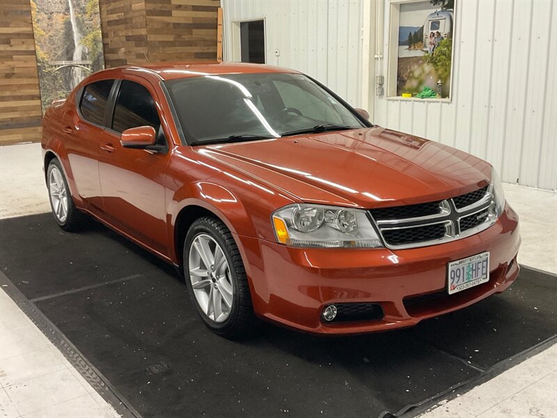 2012 Dodge Avenger SXT Plus Sedan / 3.6L V6 /Navigation/ 81,000 MILES  / Heated Seats / LOCAL OREGON CAR / Backup Camera - Photo 2 - Gladstone, OR 97027