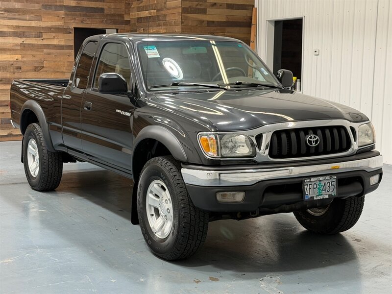 2003 Toyota Tacoma SR5 V6 4X4 5-SPEED MANUAL/OREGON TRUCK w.ZERO RUST /TIMING BELT SERVICE ALREADY DONE - Photo 2 - Gladstone, OR 97027