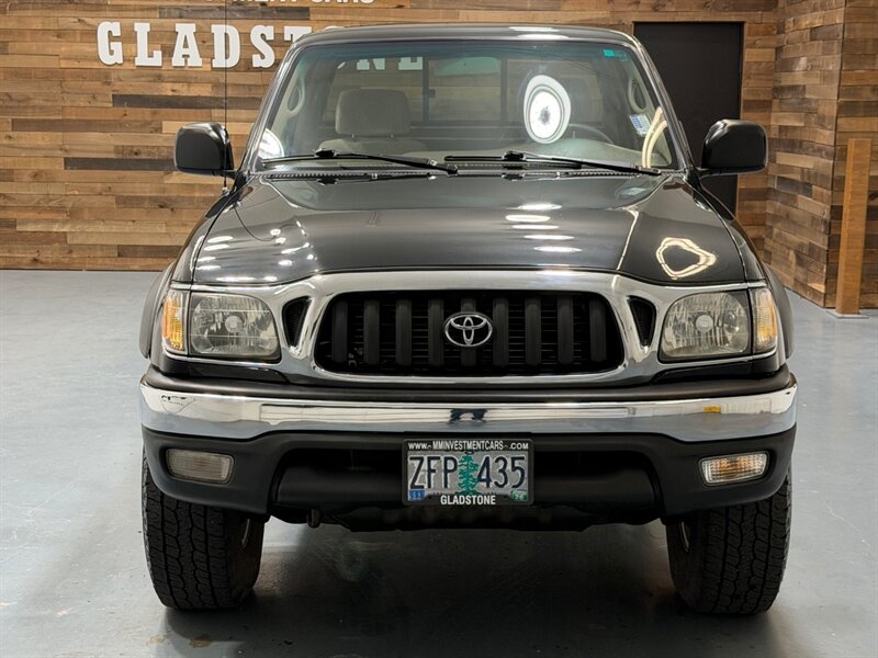 2003 Toyota Tacoma SR5 V6 4X4 5-SPEED MANUAL/OREGON TRUCK w.ZERO RUST /TIMING BELT SERVICE ALREADY DONE - Photo 5 - Gladstone, OR 97027