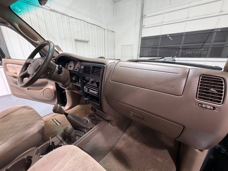 2003 Toyota Tacoma SR5 V6 4X4 5-SPEED MANUAL/OREGON TRUCK w.ZERO RUST /TIMING BELT SERVICE ALREADY DONE - Photo 35 - Gladstone, OR 97027