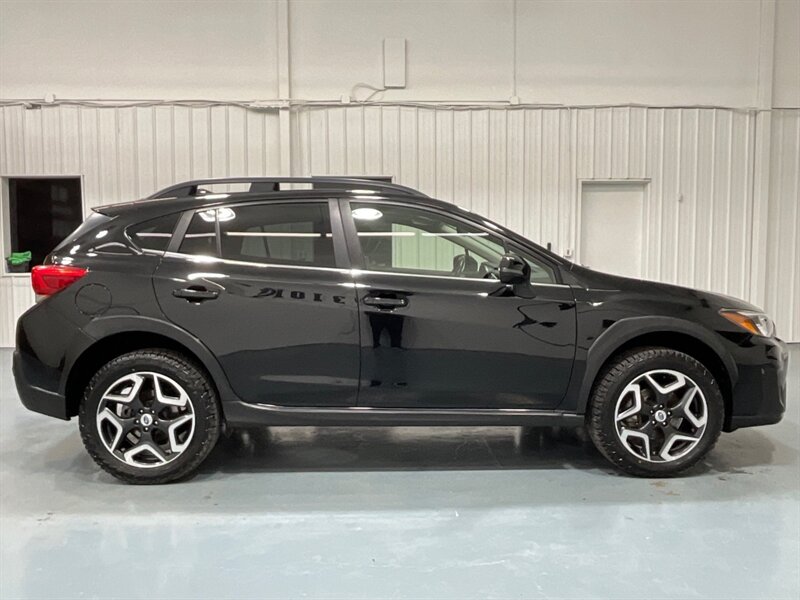 2018 Subaru Crosstrek 2.0i Limited Wagon AWD / Leather / 43K MILES  / Navigation & Backup Camera / Heated Seats / Sunroof - Photo 4 - Gladstone, OR 97027