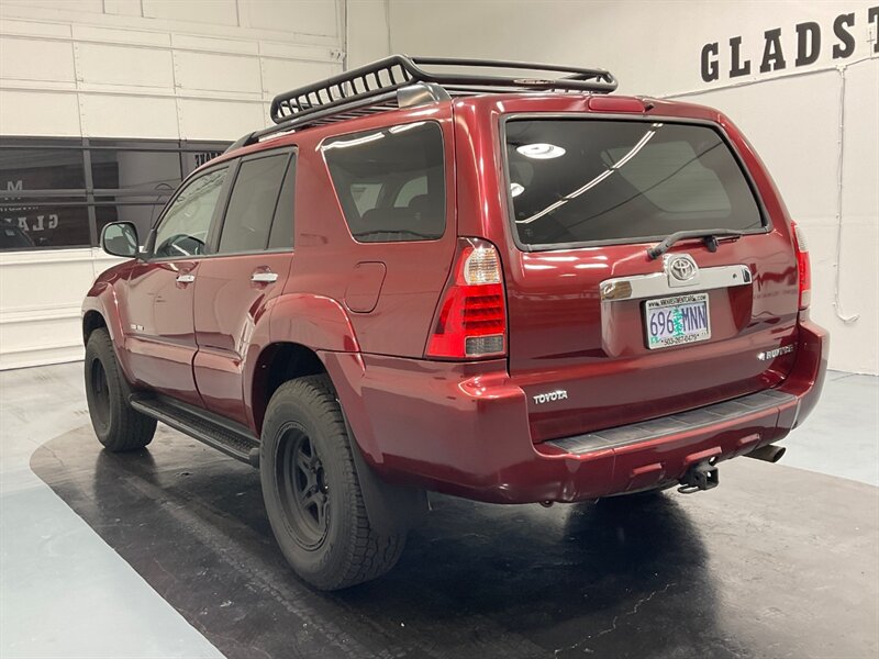 2007 Toyota 4Runner SR5 Sport Utility 4X4 / 4.0L V6 / Sunroof / CLEAN  / RUST FREE / Excel Cond - Photo 9 - Gladstone, OR 97027