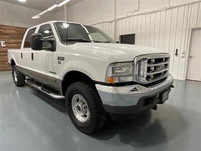 2002 Ford F-250 Lariat Crew Cab 4X4 / 7.3L DIESEL / 1-OWNER  / ZERO RUST / Leather Heated Seats / 122K MILES