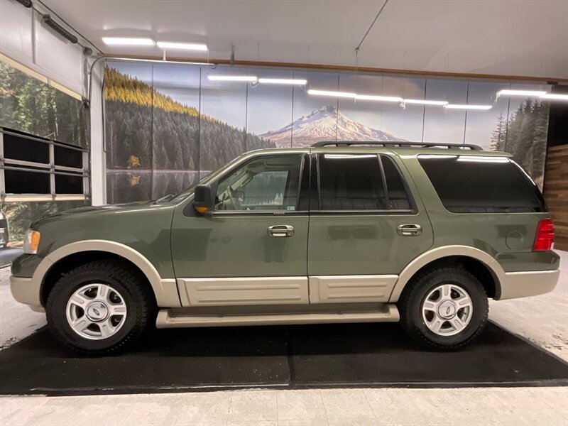 2005 Ford Expedition Eddie Bauer 4X4 / 5.4L V8 / 3rd Row / Local  / Leather & Sunroof / Captain Chairs - Photo 3 - Gladstone, OR 97027