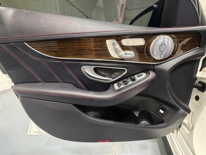 2018 Mercedes-Benz AMG C 43 Twin Turbo V6 Panoramic Sunroof 56K MILES /Navigation & Backup Camera - Photo 33 - Gladstone, OR 97027