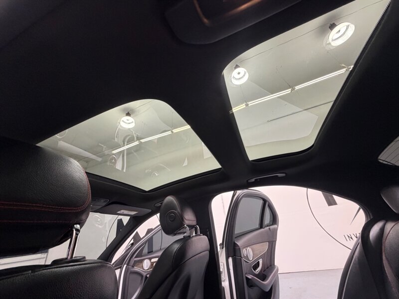 2018 Mercedes-Benz AMG C 43 Twin Turbo V6 Panoramic Sunroof 56K MILES /Navigation & Backup Camera - Photo 17 - Gladstone, OR 97027