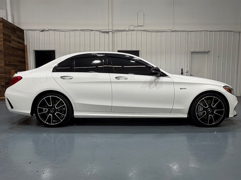 2018 Mercedes-Benz AMG C 43 Twin Turbo V6 Panoramic Sunroof 56K MILES /Navigation & Backup Camera - Photo 4 - Gladstone, OR 97027