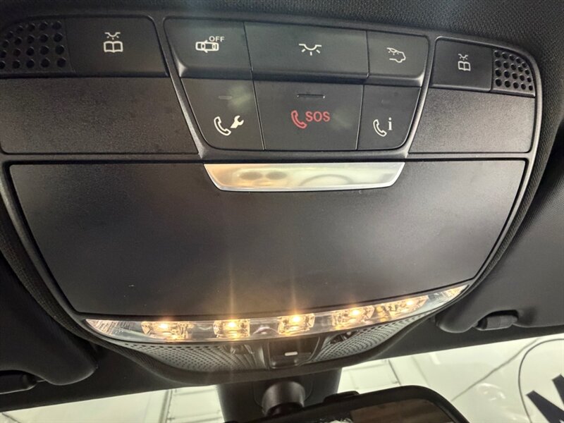 2018 Mercedes-Benz AMG C 43 Twin Turbo V6 Panoramic Sunroof 56K MILES /Navigation & Backup Camera - Photo 39 - Gladstone, OR 97027