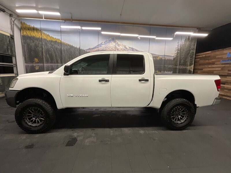 2008 Nissan Titan 4x4 XE Crew Cab / 5.6L V8 / LIFTED LIFTED  35 " TIRES & 18 " FUEL WHEELS / SHARP & CLEAN !! - Photo 3 - Gladstone, OR 97027