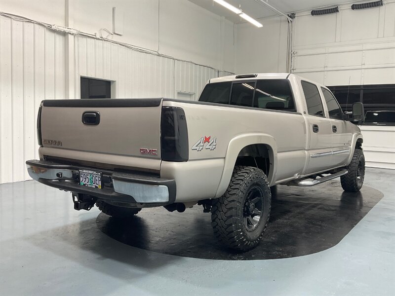 2007 GMC Sierra 2500 SLT Crew Cab 4X4 / 6.6L DIESEL / LBZ MOTOR / CLEAN  / Leather heated Seats / RUST FREE - Photo 9 - Gladstone, OR 97027