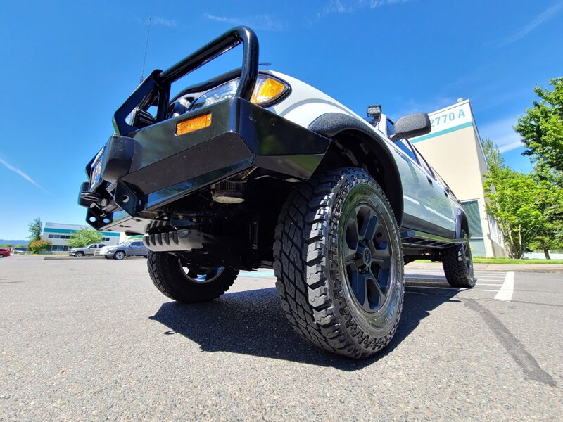 2002 Toyota Tacoma 4X4 Supercharged / TRD / OLD MAN EMU / OVERLAND  CUSTOM UPGRADES / REAR DIFF LOCKER / LIFTED !! - Photo 10 - Portland, OR 97217