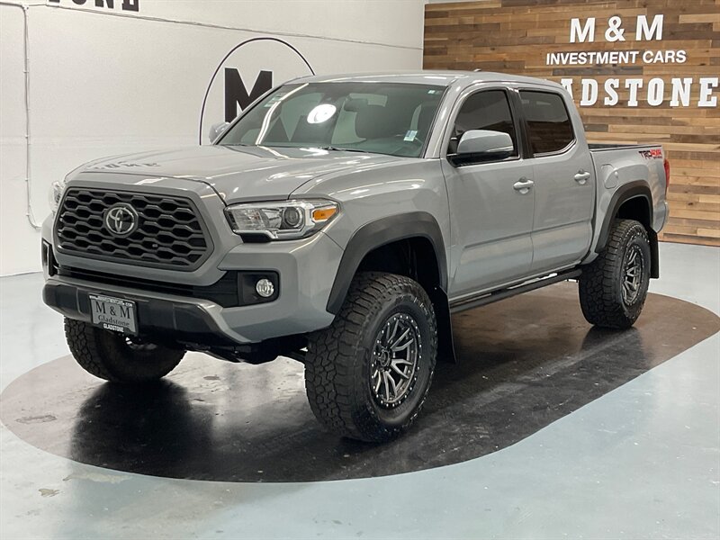 2019 Toyota Tacoma TRD Off-Road / 6 SPEED MANUAL / LIFTED / CEMENT  / LOCAL RUST FREE / Excel Cond - Photo 1 - Gladstone, OR 97027