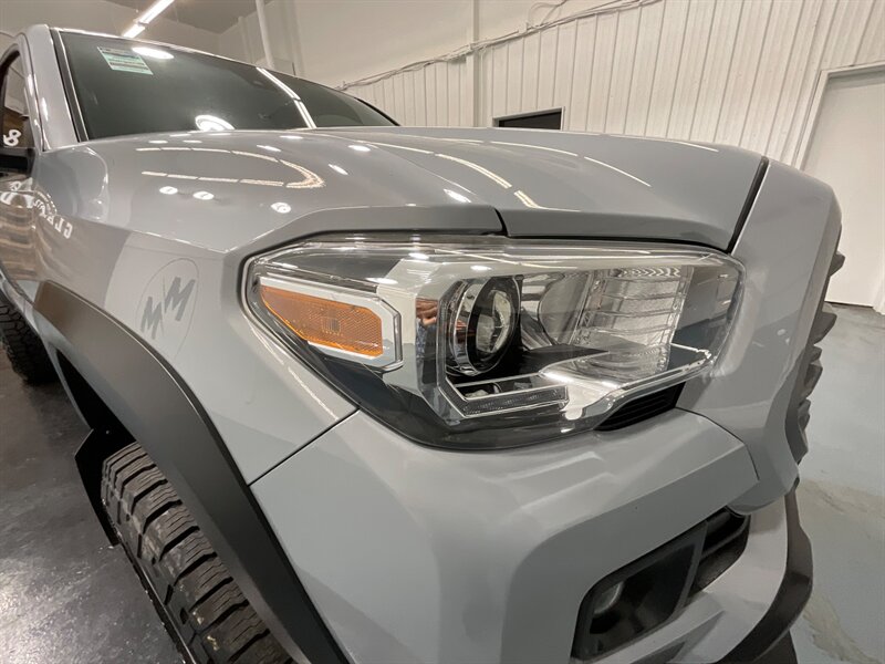 2019 Toyota Tacoma TRD Off-Road / 6 SPEED MANUAL / LIFTED / CEMENT  / LOCAL RUST FREE / Excel Cond - Photo 53 - Gladstone, OR 97027