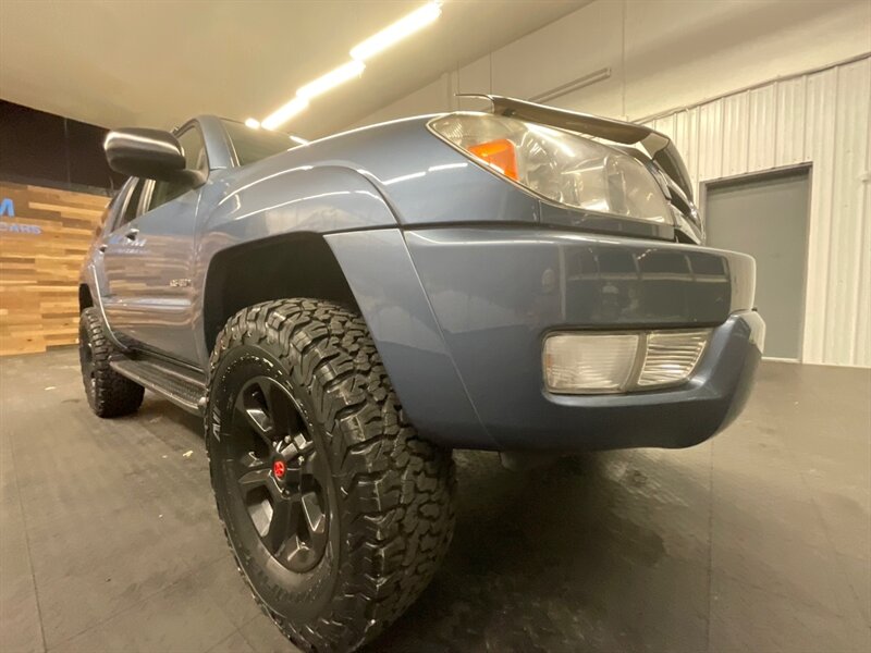 2005 Toyota 4Runner SR5 4X4 / 4.0L V6 / 1-OWNER / NEW LIFT WHEELS TIRE  1-OWNER LOCAL OREGON SUV / RUST FREE / NEW BF GOODRICH TIRES / 128,000 MILES - Photo 10 - Gladstone, OR 97027