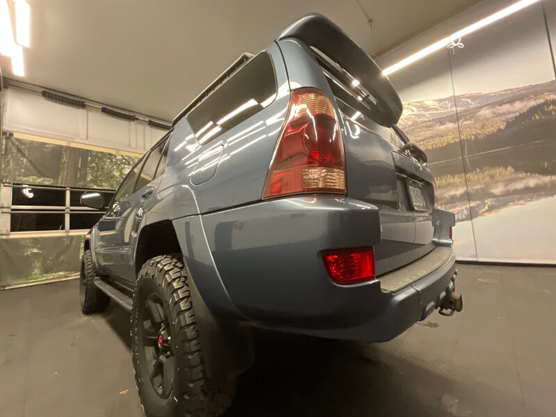 2005 Toyota 4Runner SR5 4X4 / 4.0L V6 / 1-OWNER / NEW LIFT WHEELS TIRE  1-OWNER LOCAL OREGON SUV / RUST FREE / NEW BF GOODRICH TIRES / 128,000 MILES - Photo 11 - Gladstone, OR 97027