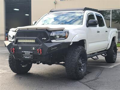 2012 Toyota Tacoma 4X4 / TRD OFF ROAD / LIFTED / ALL CUSTOM UPGRADES  / LOCAL / NO-RUST / NEW TIRES / VERY SHARP