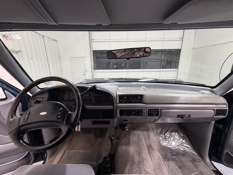 1994 Ford F-250 XLT Super Duty 4X4 7.5L V8 / ZERO RUST / 98K MILES /LONG BED - Photo 36 - Gladstone, OR 97027
