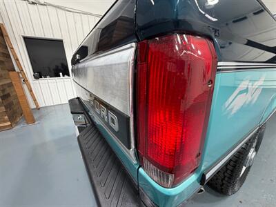 1994 Ford F-250 XLT Super Duty 4X4 7.5L V8 / ZERO RUST / 98K MILES  /LONG BED - Photo 29 - Gladstone, OR 97027
