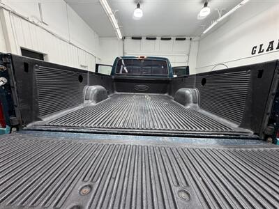 1994 Ford F-250 XLT Super Duty 4X4 7.5L V8 / ZERO RUST / 98K MILES  /LONG BED - Photo 10 - Gladstone, OR 97027