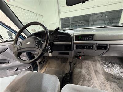 1994 Ford F-250 XLT Super Duty 4X4 7.5L V8 / ZERO RUST / 98K MILES  /LONG BED - Photo 16 - Gladstone, OR 97027