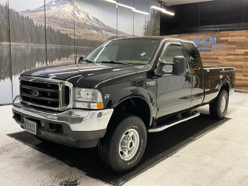 2001 Ford F-250 Lariat Crew Cab 4X4 / 6.8L V10 / Leather /LONG BED  /Heated Seats - Photo 25 - Gladstone, OR 97027