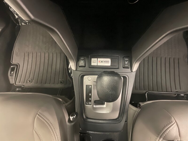 2017 Subaru Forester 2.5i Premium SUV / Panoramic Sunroof /Leather Seat  / Heated seats / Backup Camera / BRAND NEW TIRES / 64,000 MILES - Photo 21 - Gladstone, OR 97027