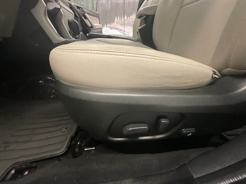 2017 Subaru Forester 2.5i Premium SUV / Panoramic Sunroof /Leather Seat  / Heated seats / Backup Camera / BRAND NEW TIRES / 64,000 MILES - Photo 32 - Gladstone, OR 97027