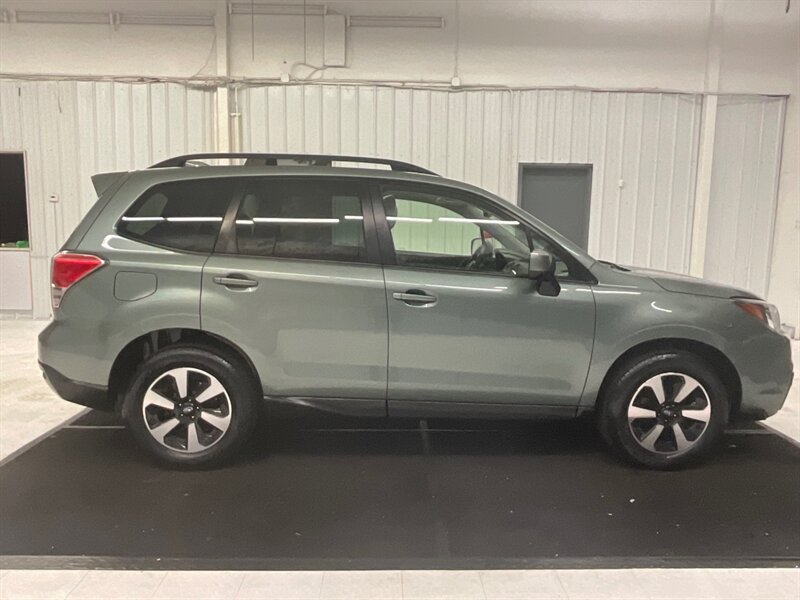 2017 Subaru Forester 2.5i Premium SUV / Panoramic Sunroof /Leather Seat  / Heated seats / Backup Camera / BRAND NEW TIRES / 64,000 MILES - Photo 4 - Gladstone, OR 97027