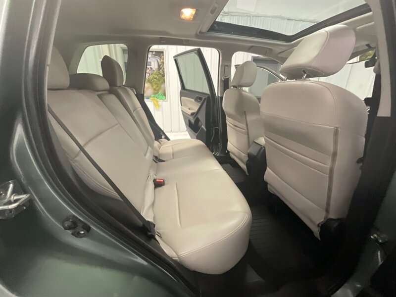 2017 Subaru Forester 2.5i Premium SUV / Panoramic Sunroof /Leather Seat  / Heated seats / Backup Camera / BRAND NEW TIRES / 64,000 MILES - Photo 14 - Gladstone, OR 97027