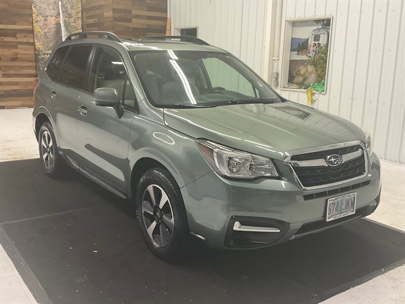 2017 Subaru Forester 2.5i Premium SUV / Panoramic Sunroof /Leather Seat  / Heated seats / Backup Camera / BRAND NEW TIRES / 64,000 MILES - Photo 2 - Gladstone, OR 97027