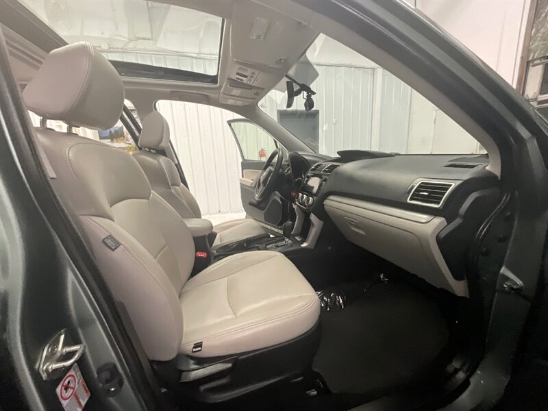 2017 Subaru Forester 2.5i Premium SUV / Panoramic Sunroof /Leather Seat  / Heated seats / Backup Camera / BRAND NEW TIRES / 64,000 MILES - Photo 15 - Gladstone, OR 97027