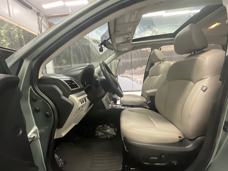 2017 Subaru Forester 2.5i Premium SUV / Panoramic Sunroof /Leather Seat  / Heated seats / Backup Camera / BRAND NEW TIRES / 64,000 MILES - Photo 12 - Gladstone, OR 97027