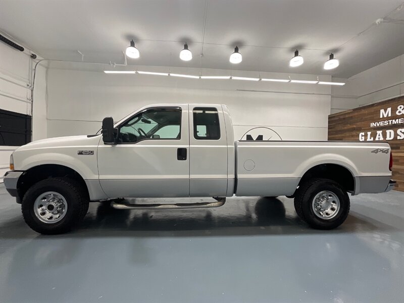 2004 Ford F-250 XLT 4x4 / 5.4L V8 / NEW TIRES / ONLY 49K MILES  / LONG BED / LOCAL TRUCK / ZERO RUST - Photo 3 - Gladstone, OR 97027