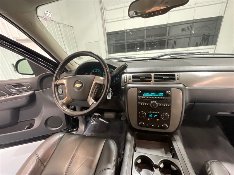 2012 Chevrolet Silverado 1500 LTZ Crew Cab 4X4 / Leather Heated seats /ZERO RUST /LOCAL TRUCK / Towing Pkg - Photo 14 - Gladstone, OR 97027